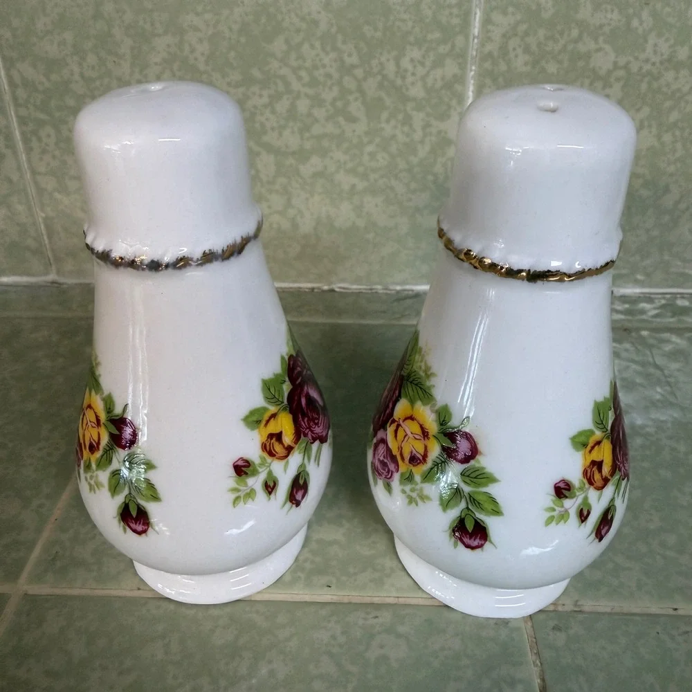 Vintage Bone China Salt and Pepper Shakers Floral Rose Gold Trim Taiwan Set